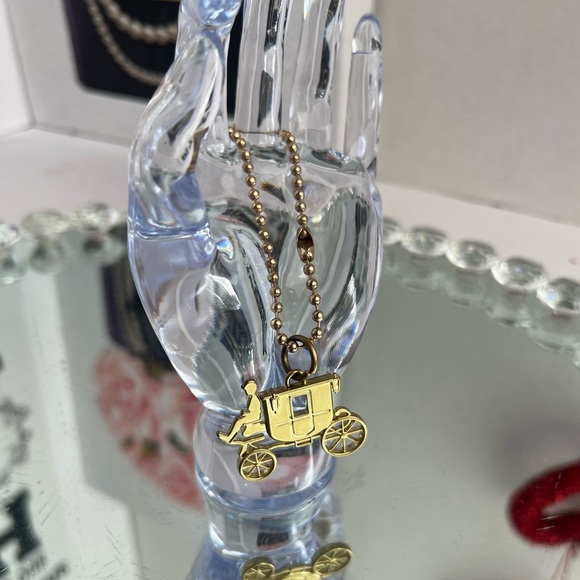 Coach Gold Carriage Key Holder - Picture 5 of 8